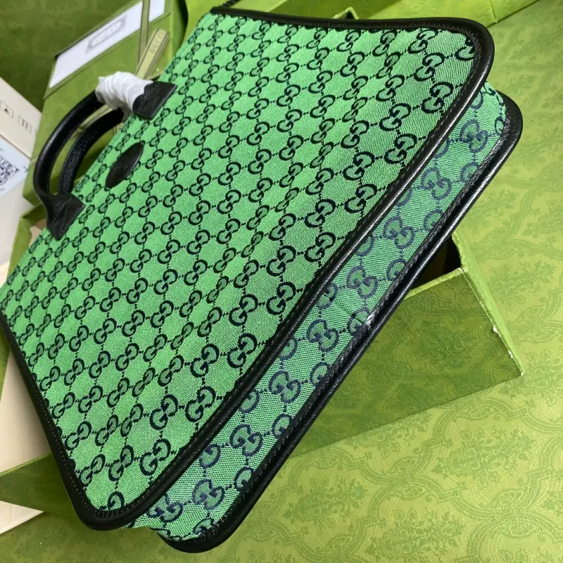 550763 CM 7 High-Quality Bags - Image 3