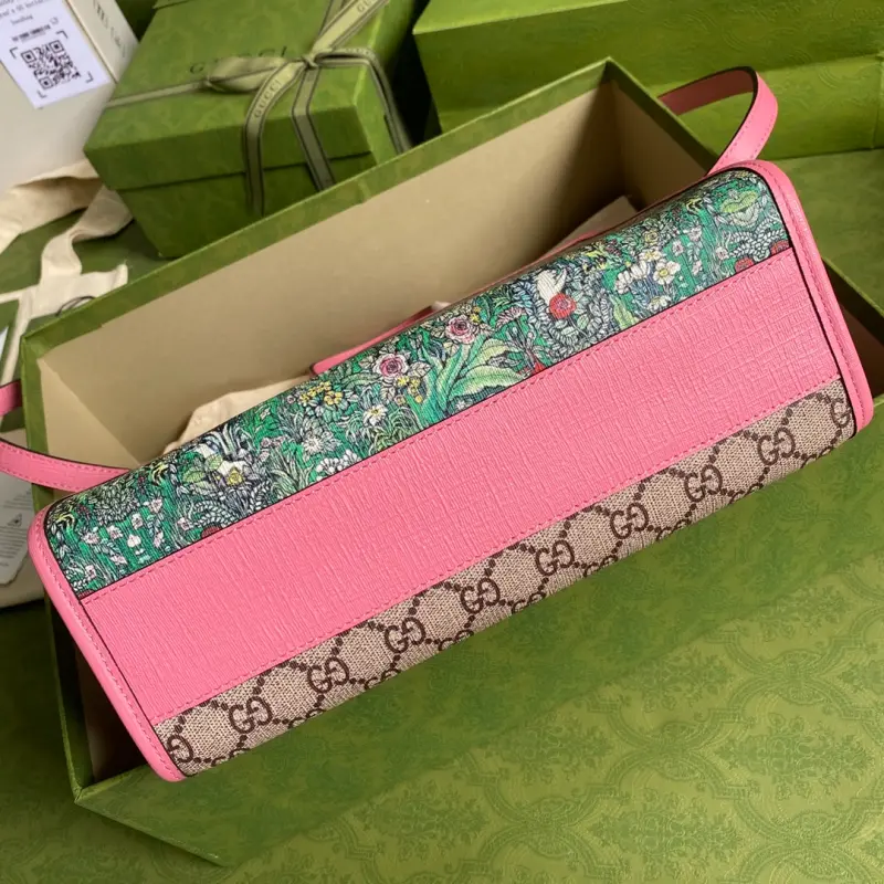 630542 CM 4 High-Quality Bags - Image 3