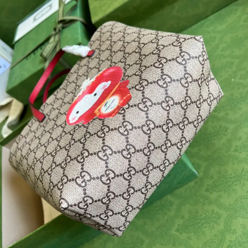 410812 CM 25 High-Quality Bags - Image 3