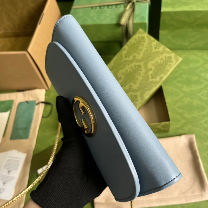 725215 CM 4 High-Quality Bags - Image 3