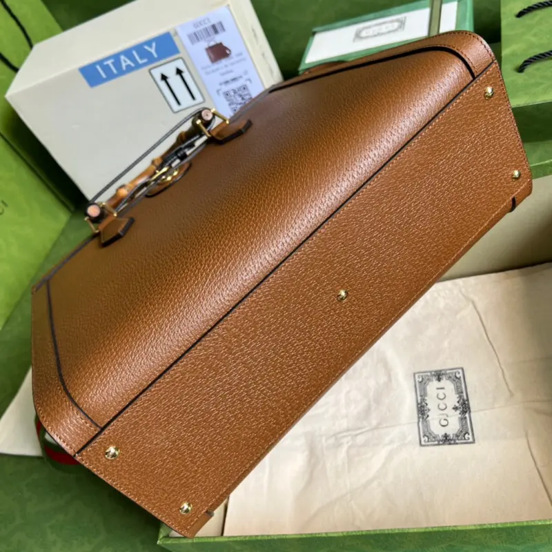 678842 CM 1 High-Quality Bags - Image 3