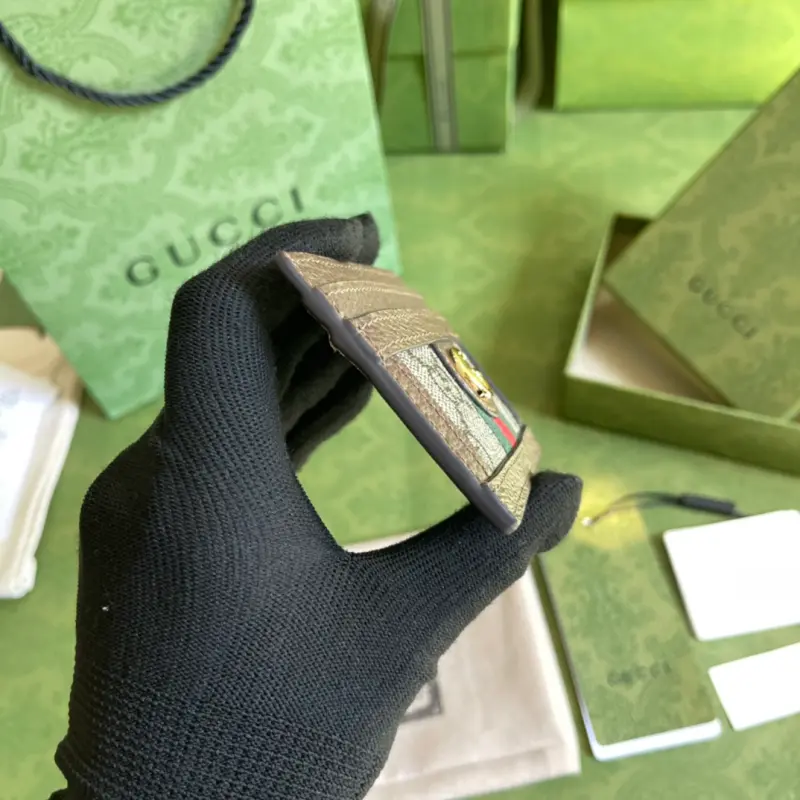 523159 CM 4 High-Quality Bags - Image 3