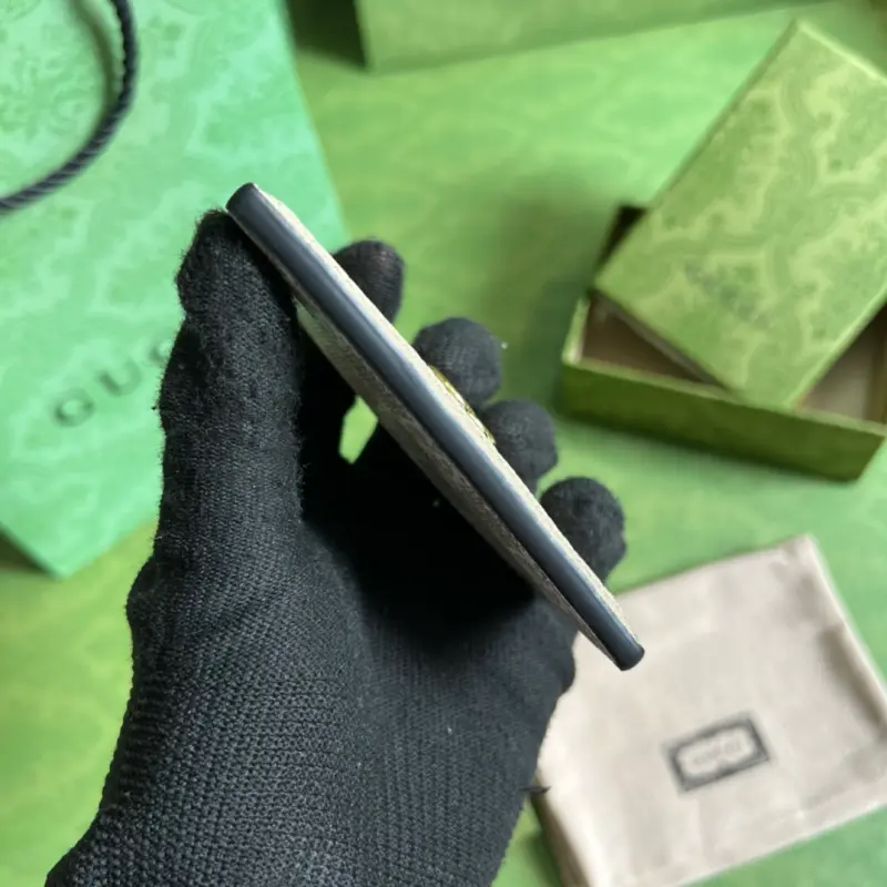 523159 CM 5 High-Quality Bags - Image 3