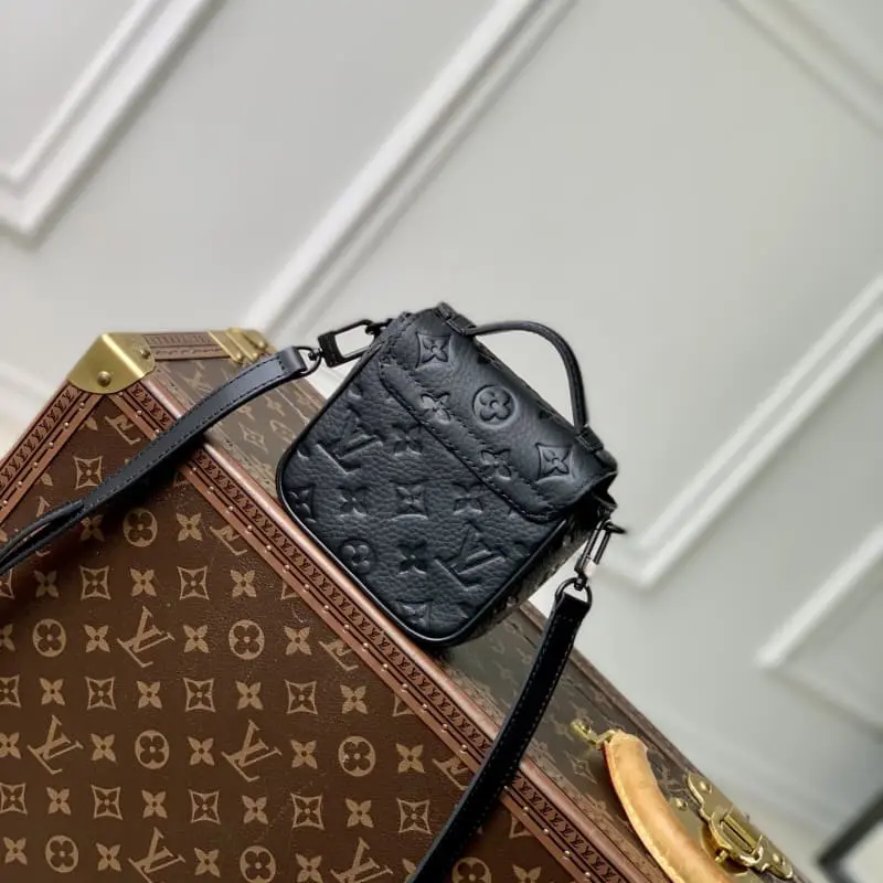 M83148 12.5x11x5.5cm High Quality Bags - Image 3