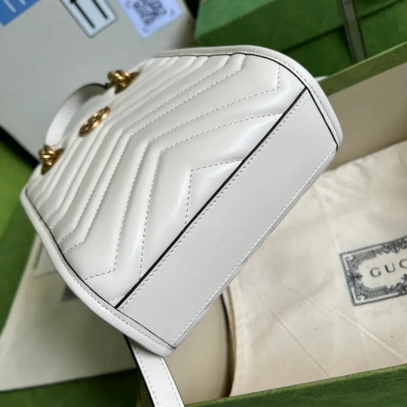 696123 CM 2 High-Quality Bags - Image 3