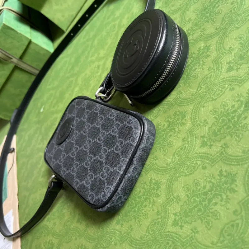 700959 CM 1 High-Quality Bags - Image 3