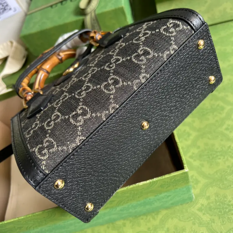 655661 CM 1 High-Quality Bags - Image 3