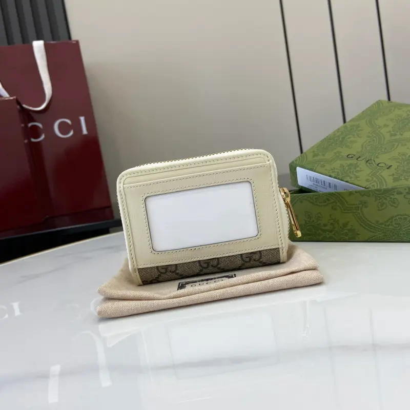 658549 CM 3 High-Quality Bags - Image 3