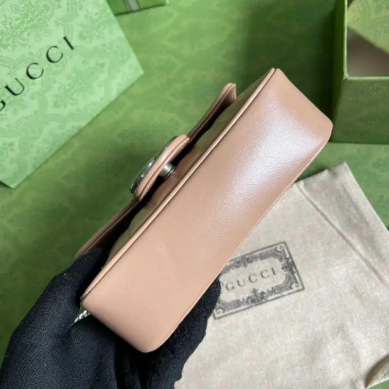 476433 CM 4 High-Quality Bags - Image 3