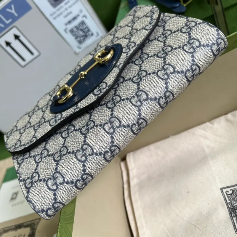 724713 CM 1 High-Quality Bags - Image 3