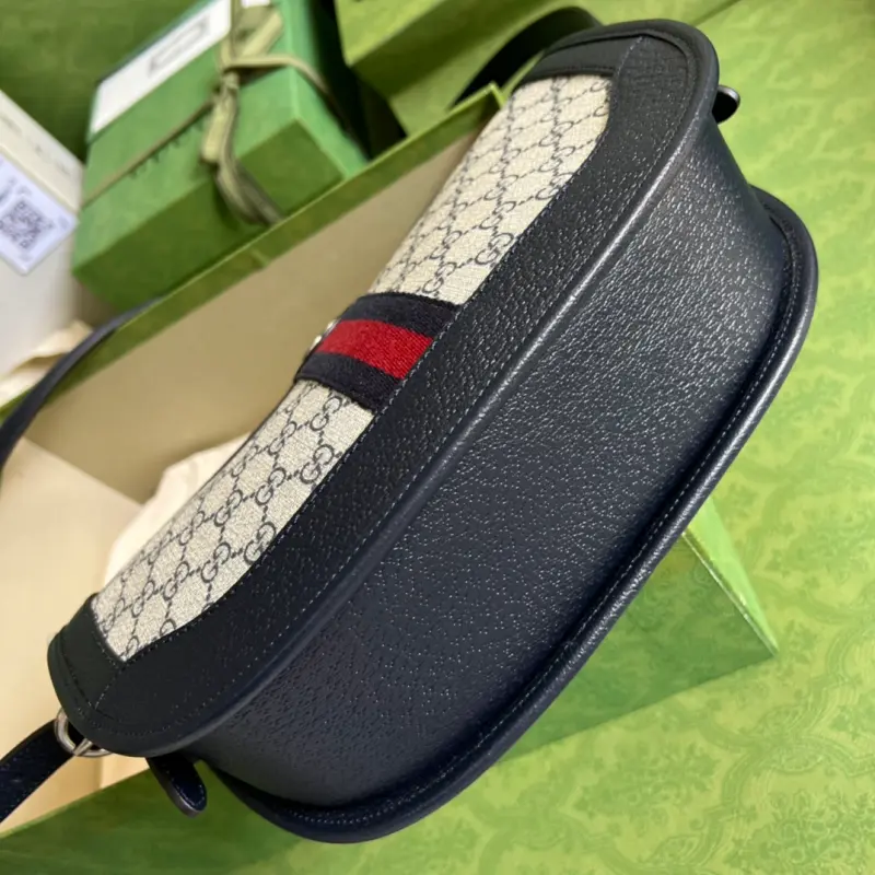 674096 CM 2 High-Quality Bags - Image 3