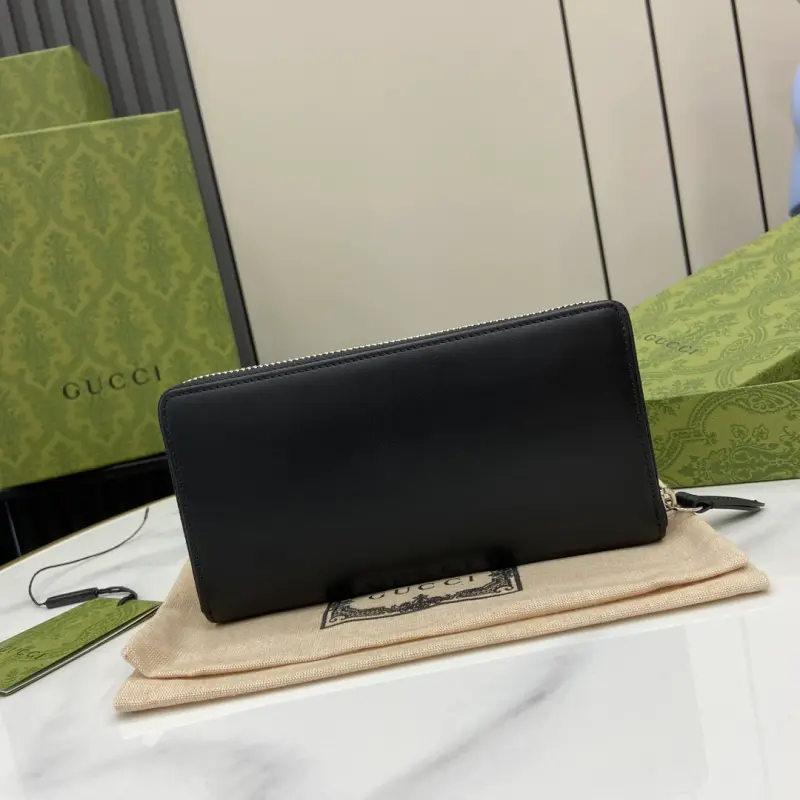 790057 CM 2 High-Quality Bags - Image 3