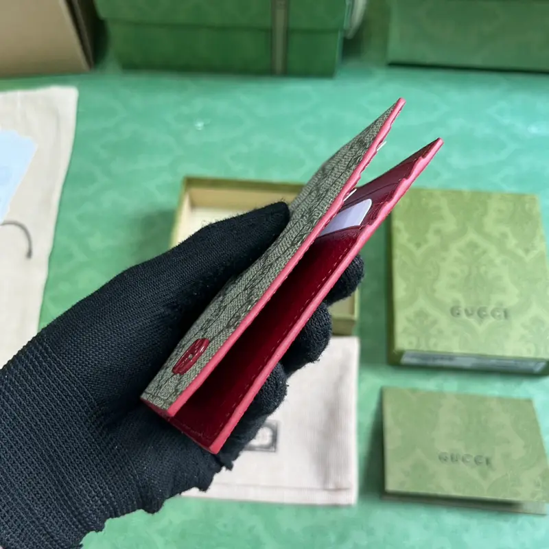 768249 CM 2 High-Quality Bags - Image 3