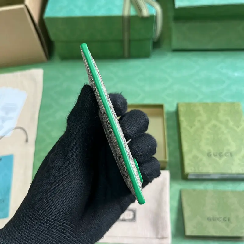 768248 CM 4 High-Quality Bags - Image 3