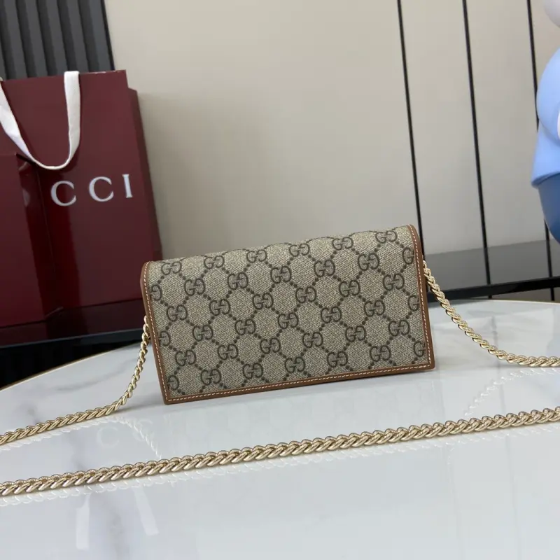 621892 CM 2 High-Quality Bags - Image 3