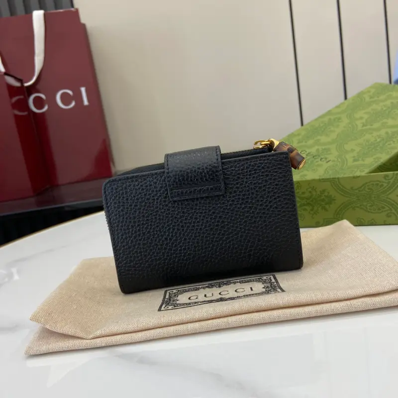 739498 CM 2 High-Quality Bags - Image 3