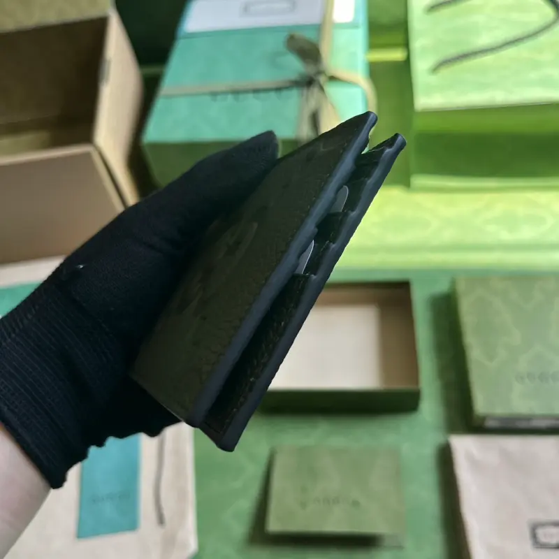 739475 CM 3 High-Quality Bags - Image 3