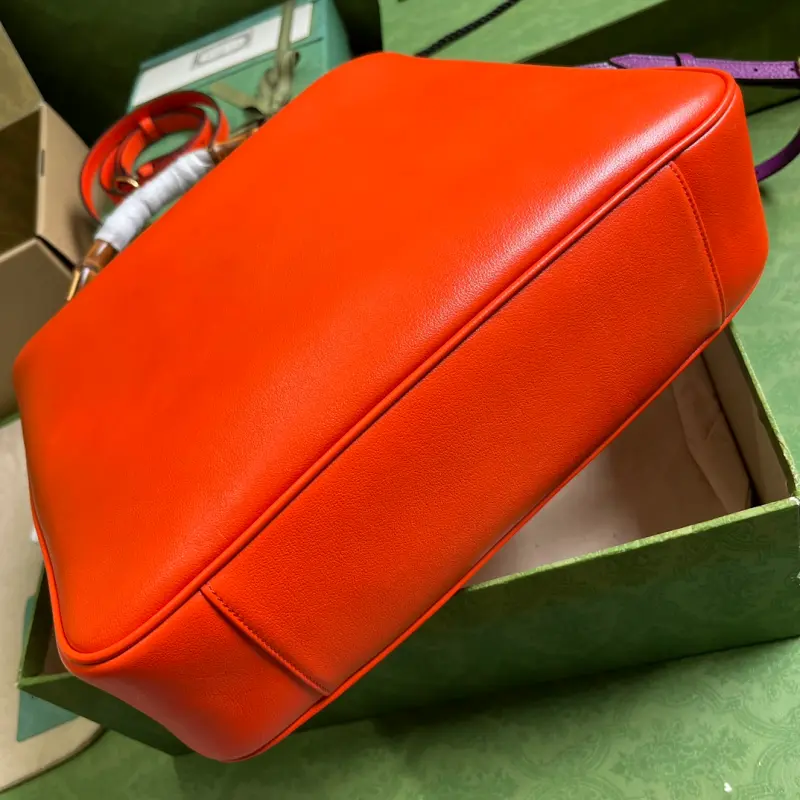 746245 CM 3 High-Quality Bags - Image 3