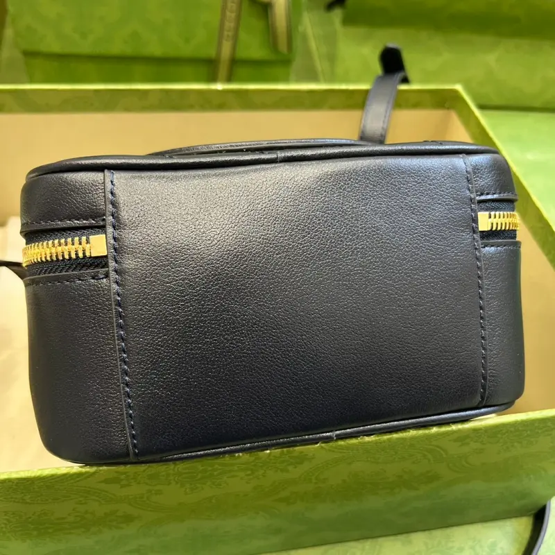 744434 CM 10 High-Quality Bags - Image 3