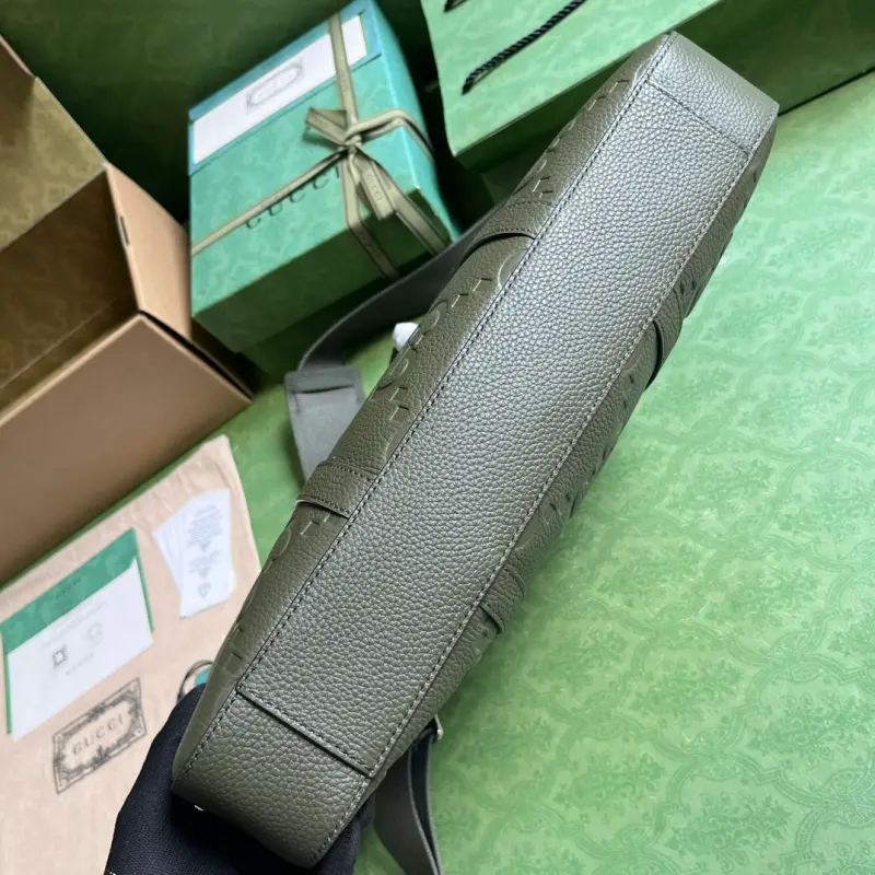 658573 CM 1 High-Quality Bags - Image 3