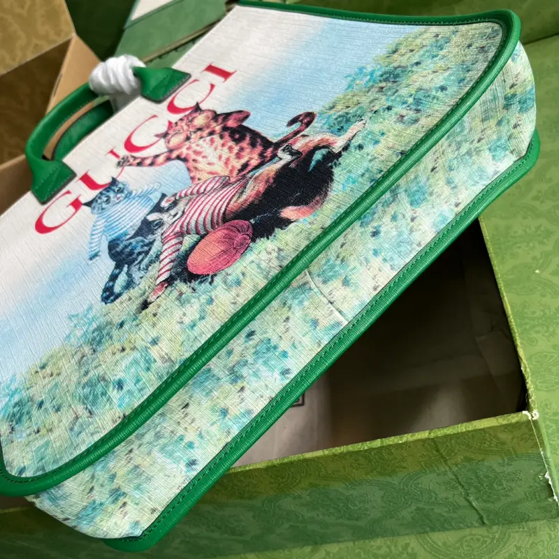 550763 CM 1 High-Quality Bags - Image 3