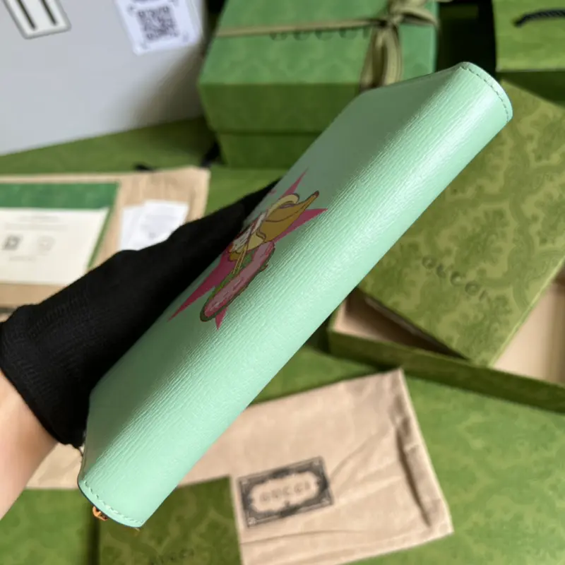 701060 CM 2 High-Quality Bags - Image 3