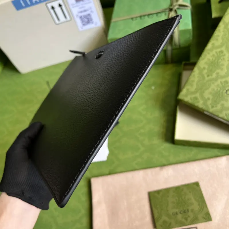 475317 CM 4 High-Quality Bags - Image 3