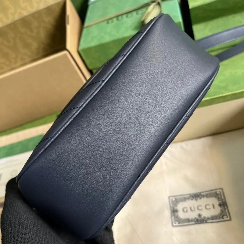 742360 CM 11 High-Quality Bags - Image 3