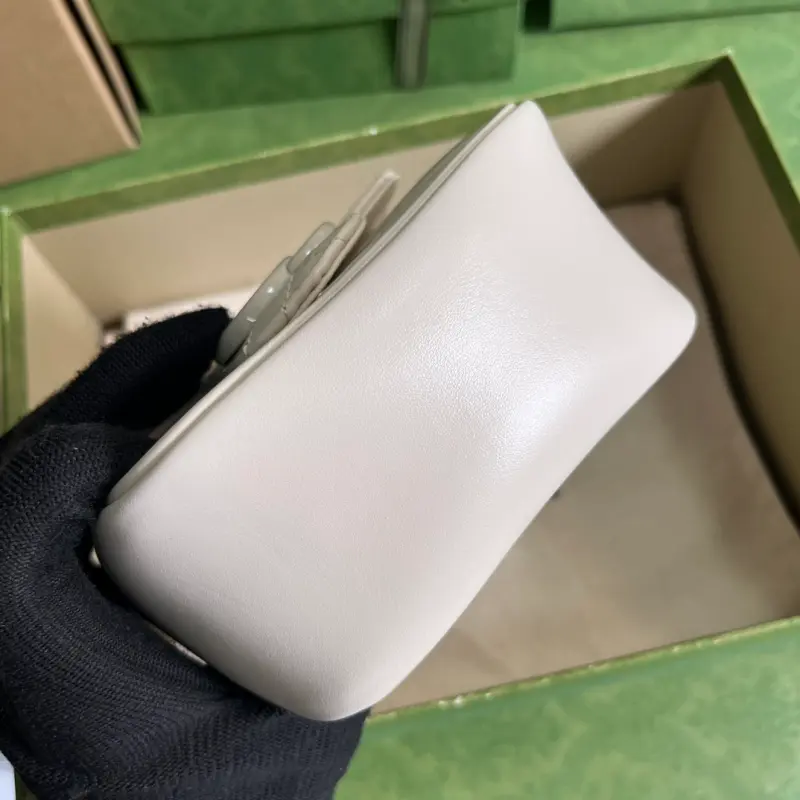 739599 CM 1 High-Quality Bags - Image 3