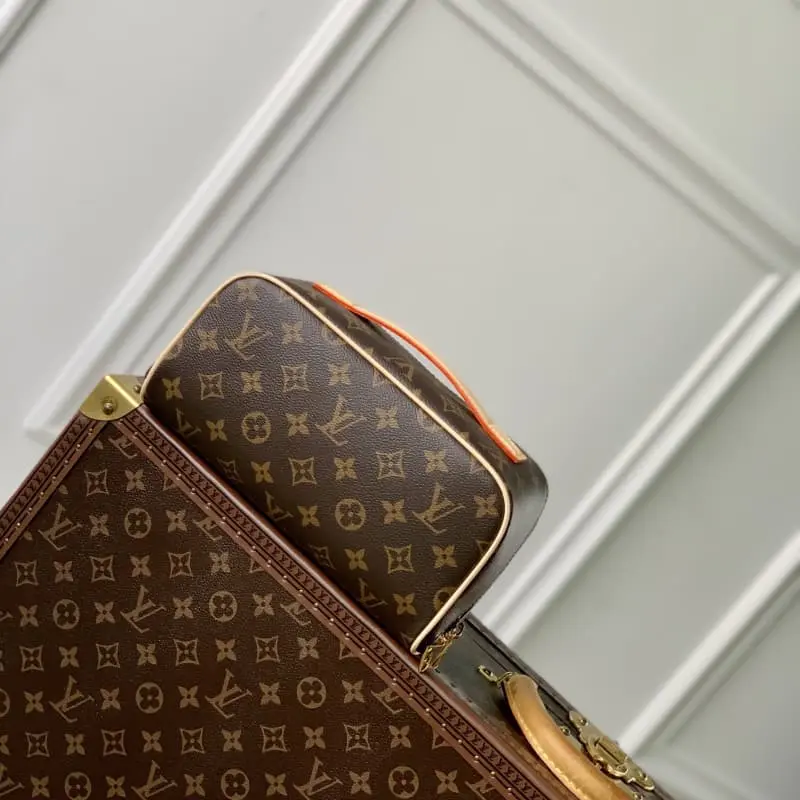 M11750 Presbyopia 24x13x13cm High Quality Bags - Image 3