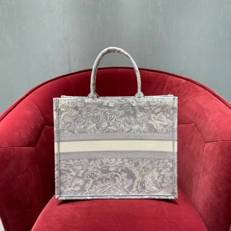 ML13 3 High Quality Bags - Image 4