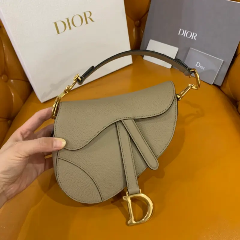 ML62 1 High Quality Bags - Image 2