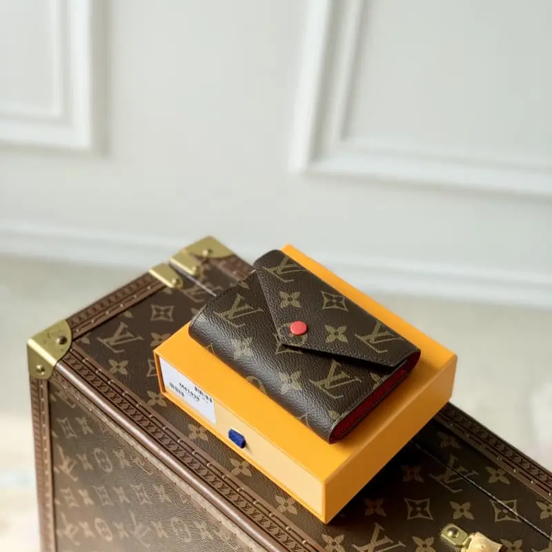 M41938 Leather buckle red 12X9cm High Quality Bags - Image 3