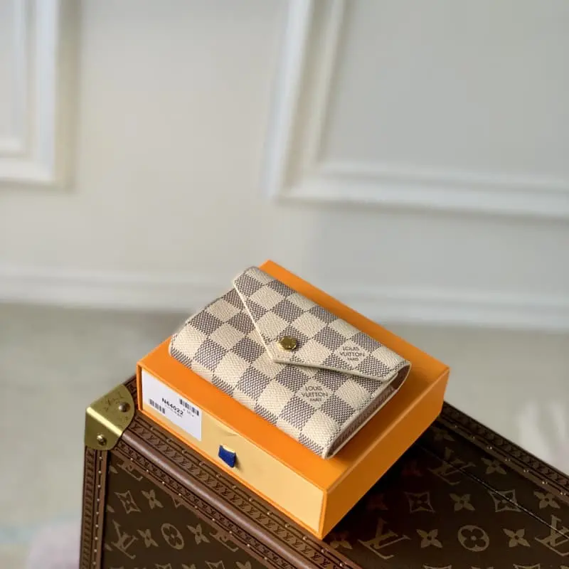 M64022 Gold Button White Grid Powder 12X9cm High Quality Bags - Image 3