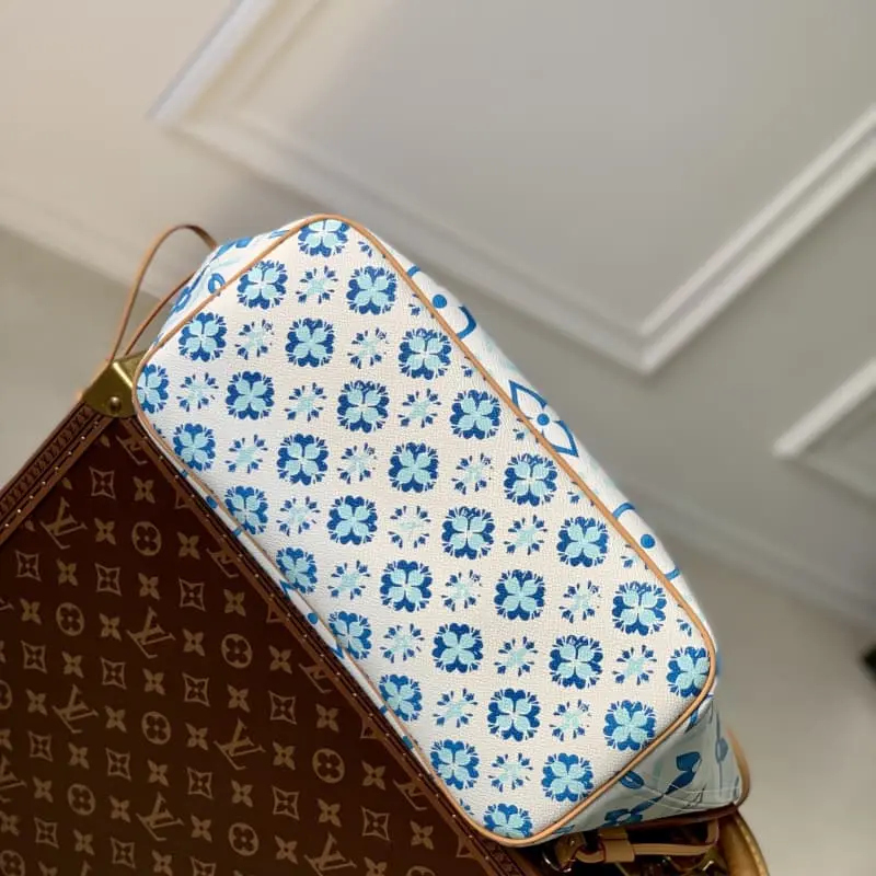 M11263 Blue HH87 31x28x14cm High Quality Bags - Image 4