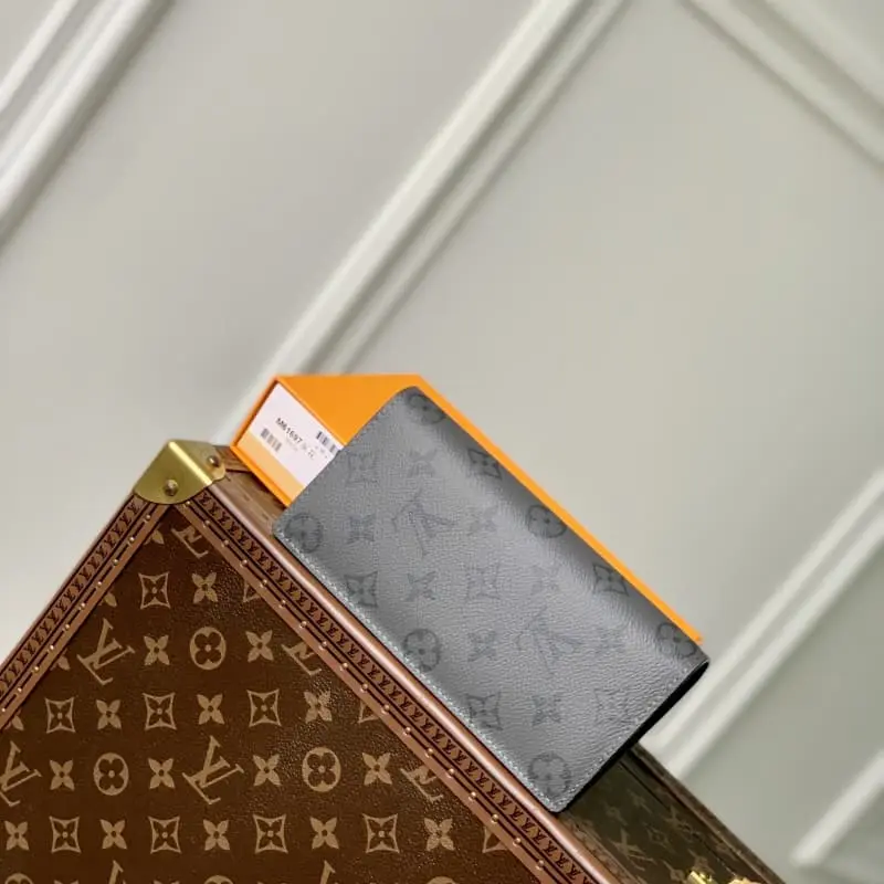 M61697 Grey Flower HH38 19X10cm High Quality Bags - Image 3