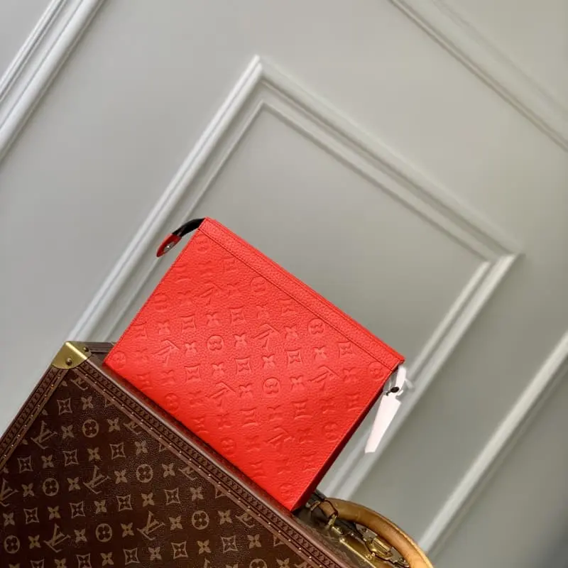 M61692 S7 27x21x6cm High Quality Bags - Image 3