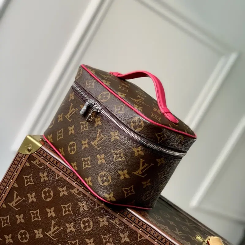 M44495 Rose Red 20x13.5x12cm High Quality Bags - Image 2