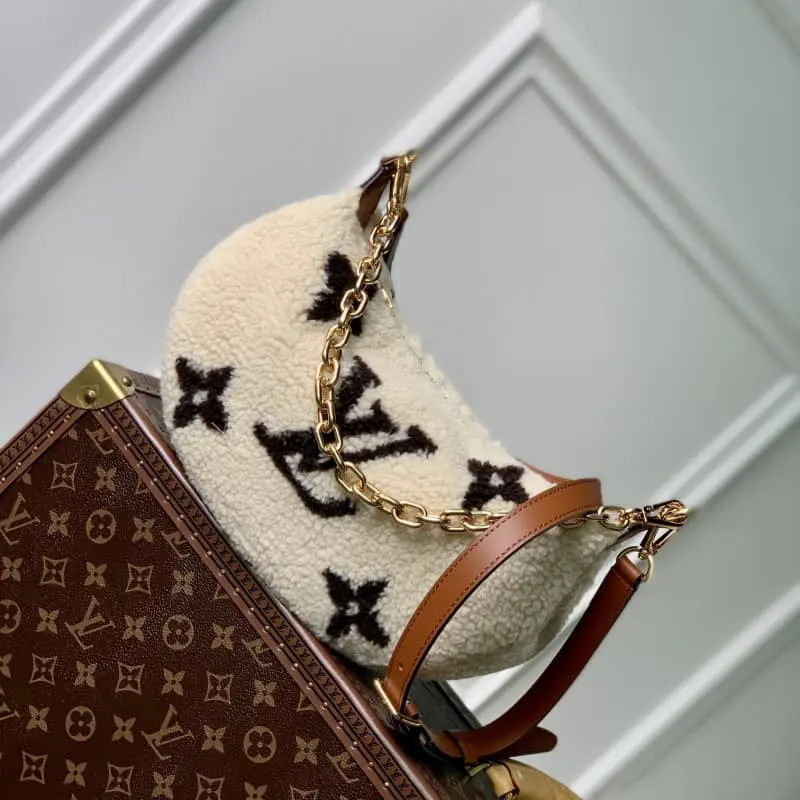 M23321 27.5x16x7cm High Quality Bags - Image 2