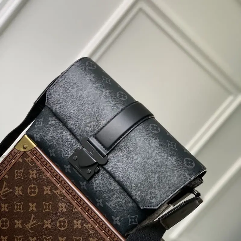 M46794 28x16x10cm High Quality Bags