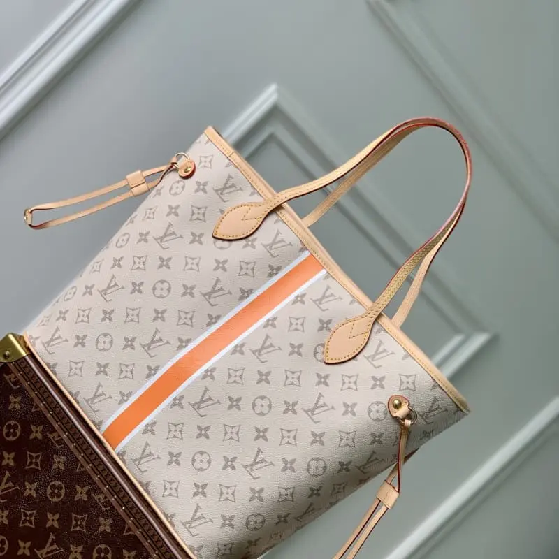 M23501 31x28x14cm High Quality Bags - Image 2