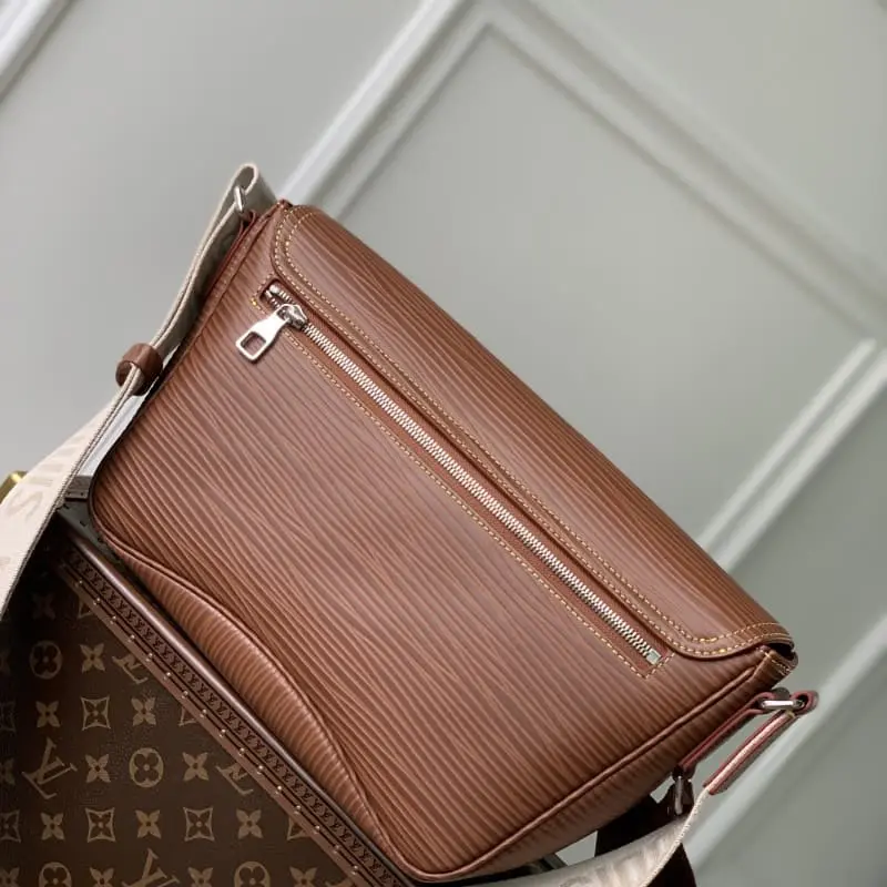 M23097 S2 34x19x11cm High Quality Bags - Image 2