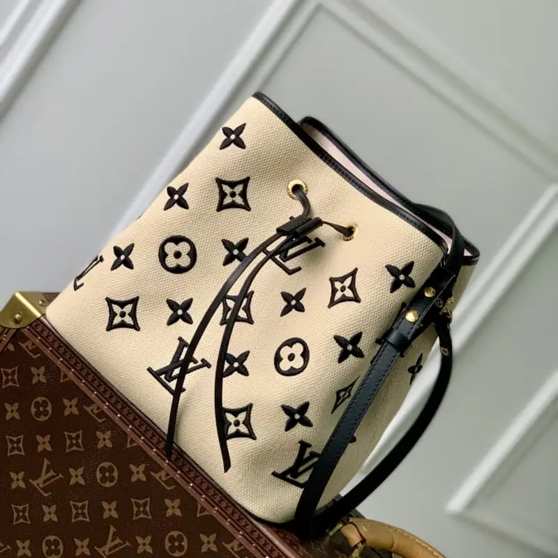 M23080g 26x26x17.5cm High Quality Bags - Image 2