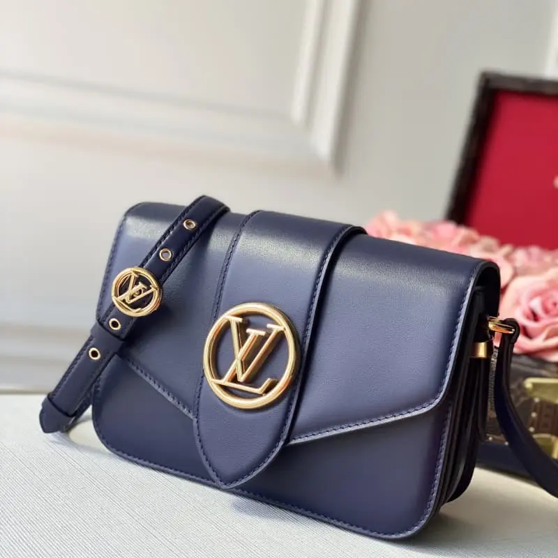 M55952 23x15x8cm High Quality Bags