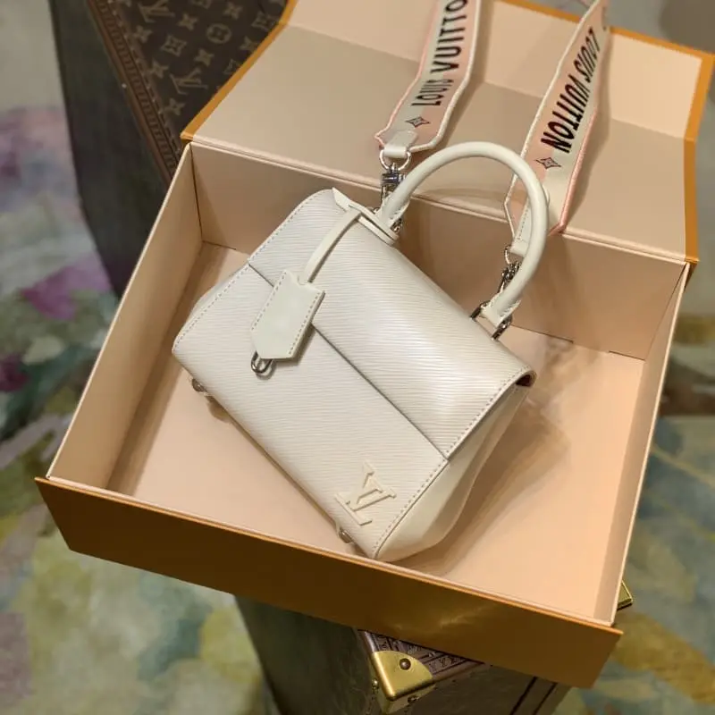 M58928 20x16x7.5cm High Quality Bags