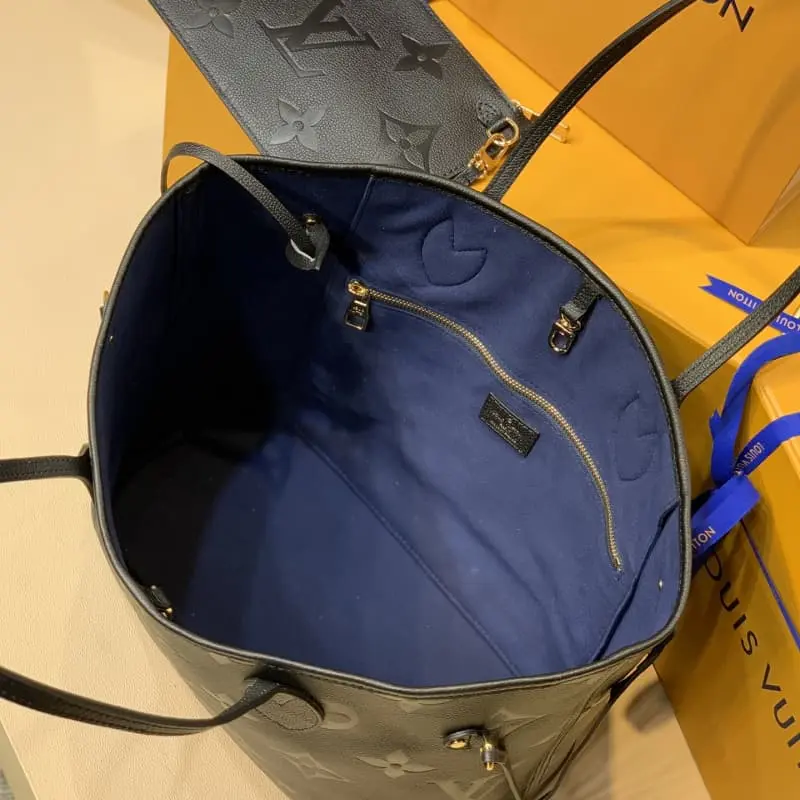 M45685 32x29x17cm High Quality Bags