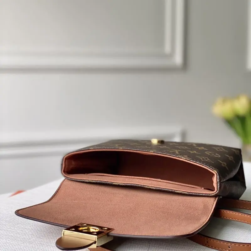 M44141 21x17x8cm High Quality Bags