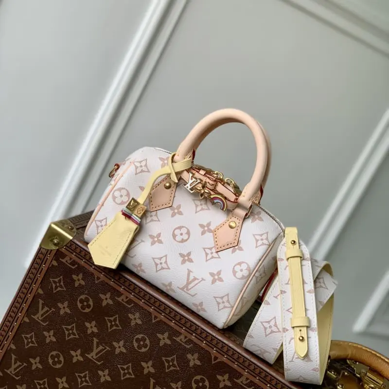 M24474 White Flower 18x12.5x11cm High Quality Bags