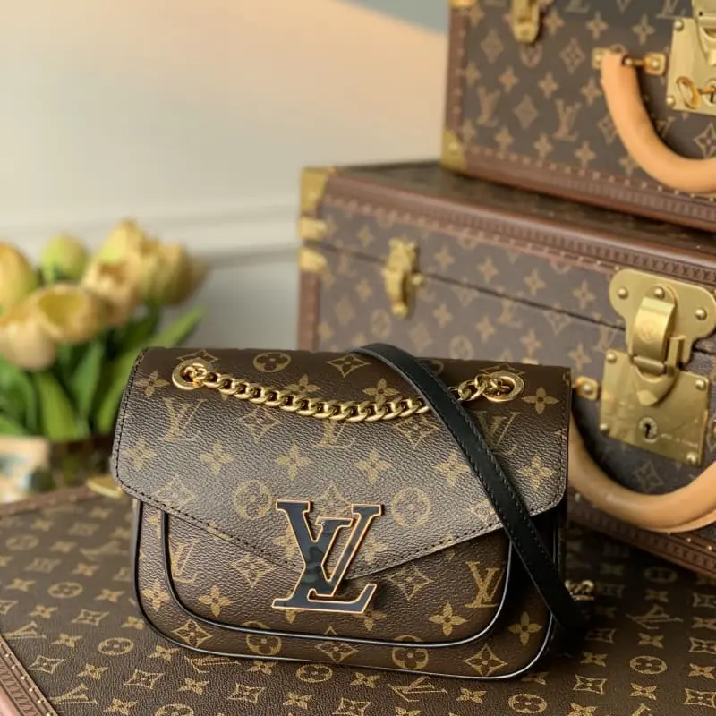 M45592 22x17x10cm High Quality Bags