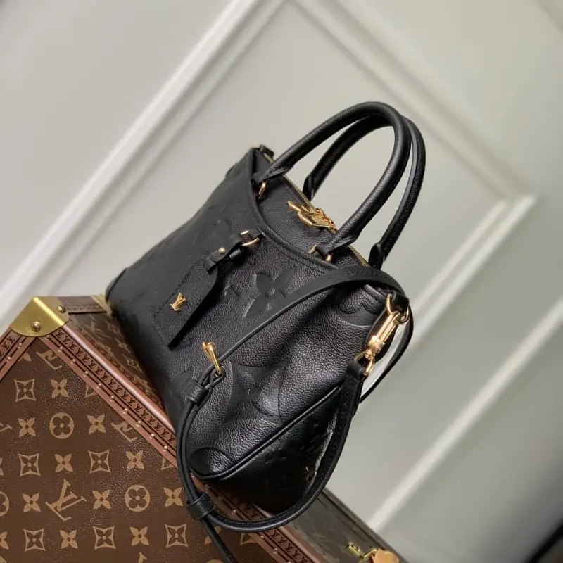 M46488 28x18x8cm High Quality Bags - Image 2